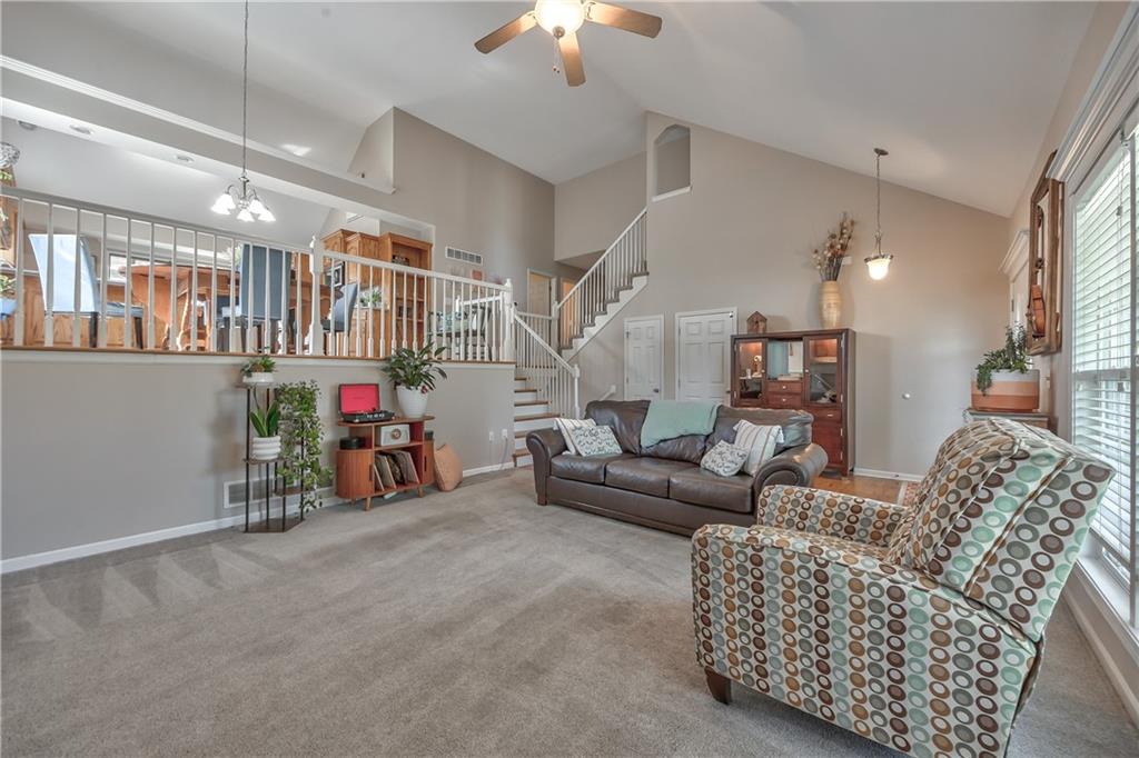 Photo 6 of 4605 NE 105th Street
