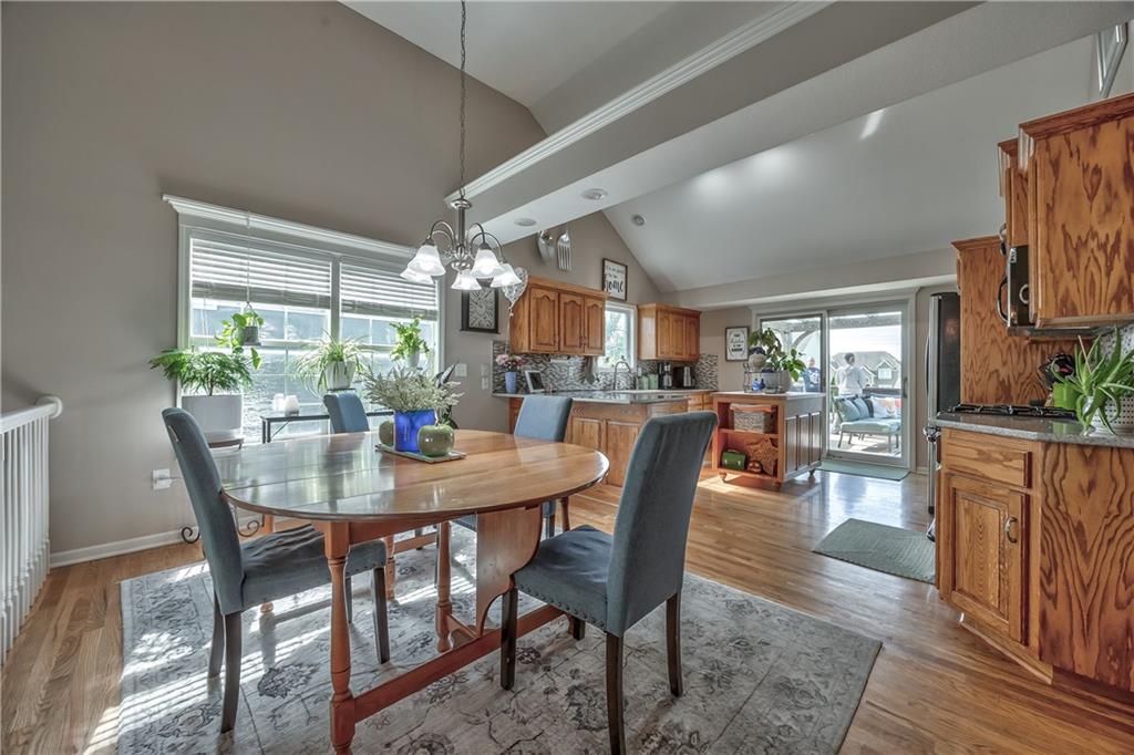 Photo 7 of 4605 NE 105th Street