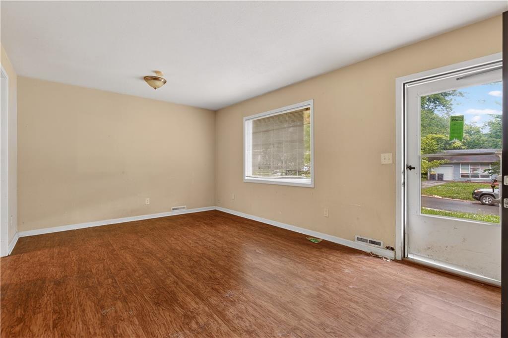 Photo 5 of 11401 Palmer Avenue