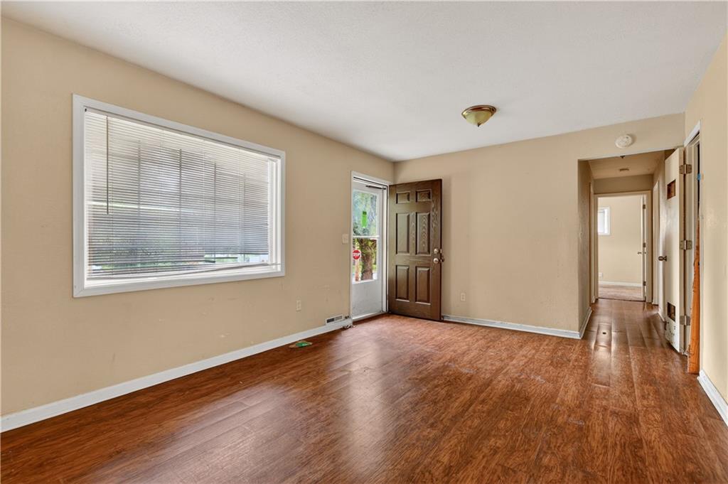 Photo 7 of 11401 Palmer Avenue