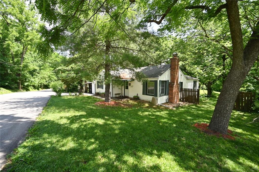Photo 3 of 4053 N Askew Avenue