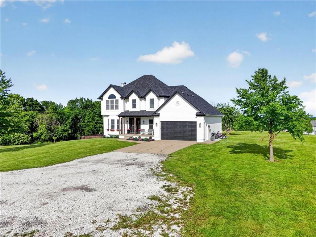Photo 5 of 715 S Minter Road