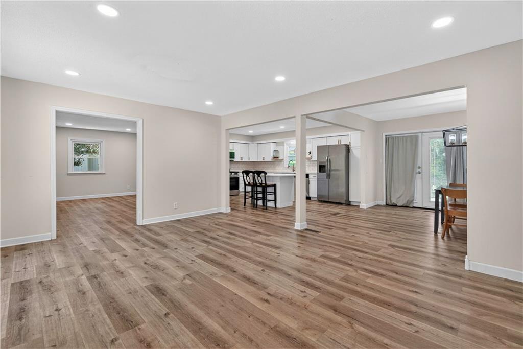 Photo 5 of 218 Oak Hill Street