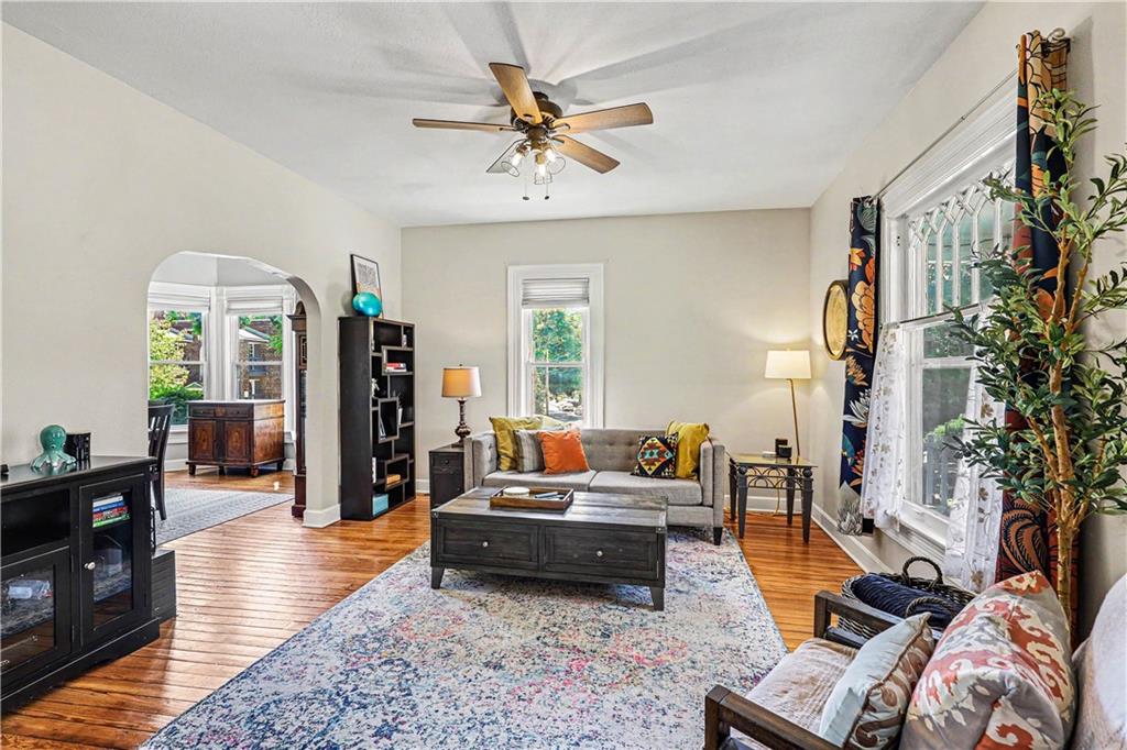 Photo 5 of 4027 Clark Avenue