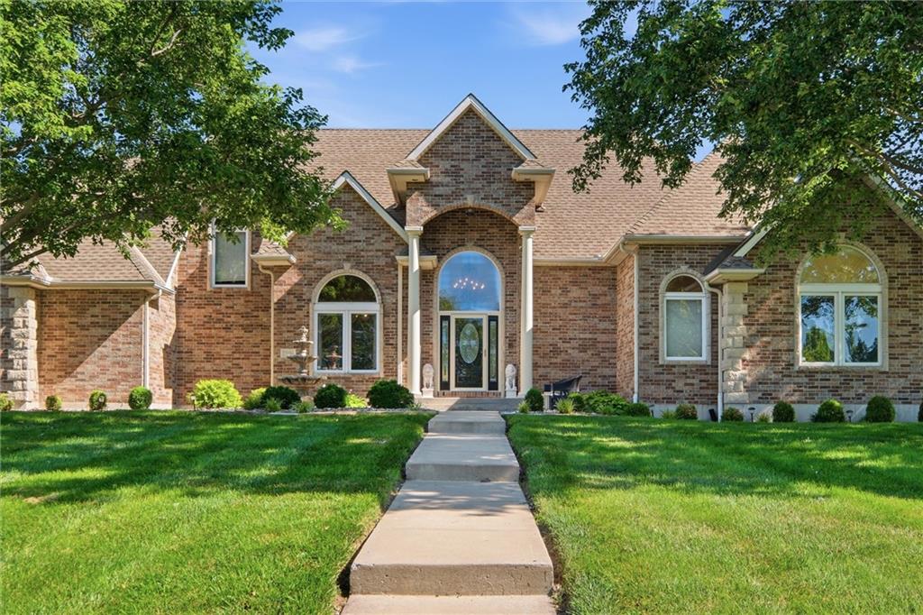 Photo 4 of 15586 Cedar Lane
