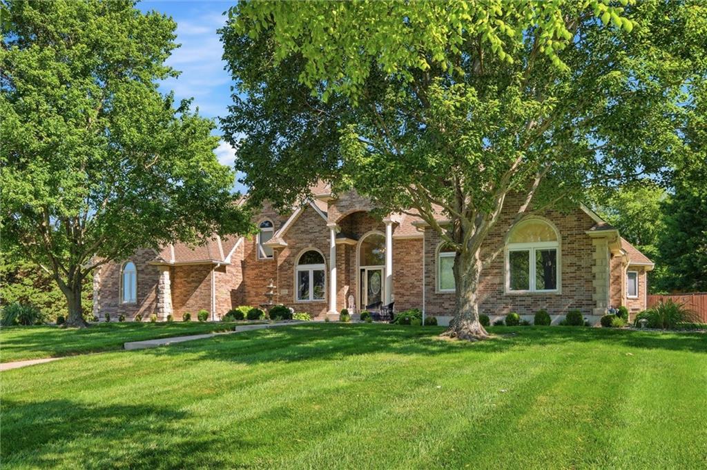 Photo 5 of 15586 Cedar Lane