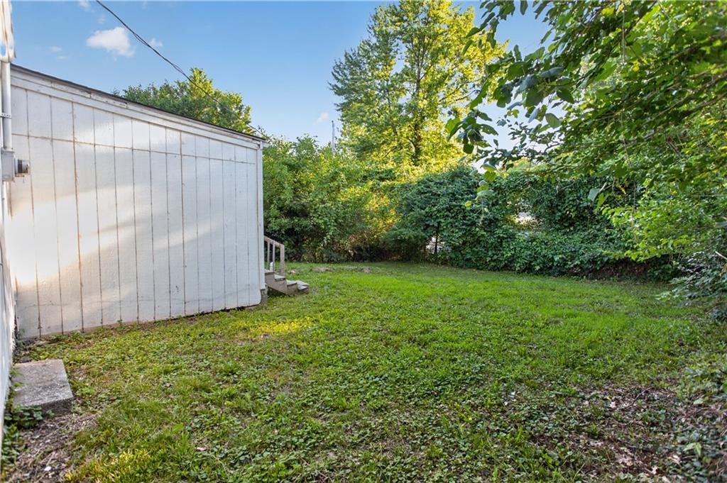 Photo 3 of 1650 N 44th Street