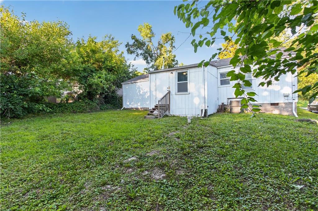 Photo 5 of 1650 N 44th Street
