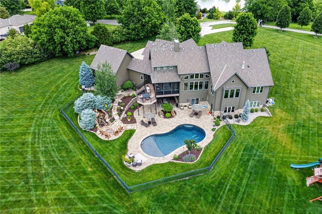 Photo of 7975 NW Breckenridge Drive
