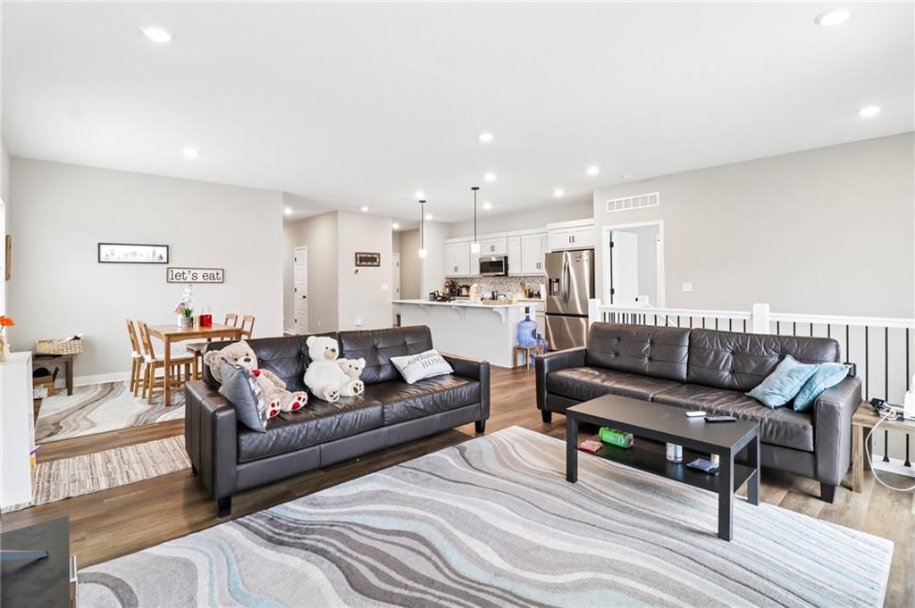 Photo 6 of 6900 NE 70th Street