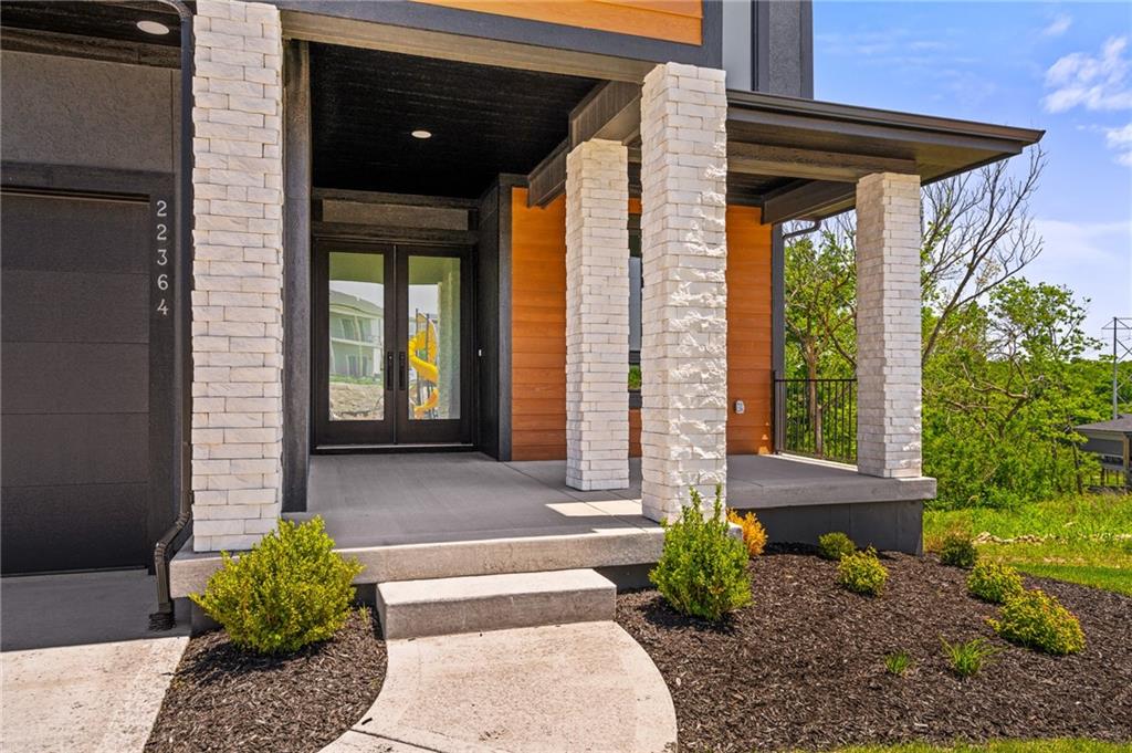 Photo 4 of 22364 W 90th Terrace