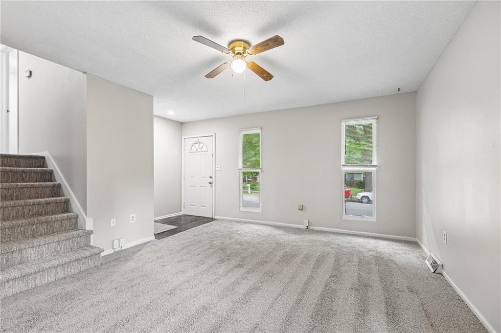 Photo 7 of 515 S Cardinal Drive