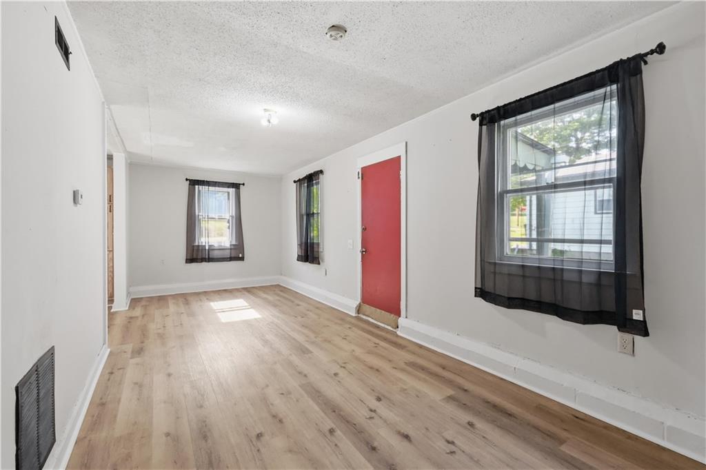 Photo 4 of 1312 Newman Street
