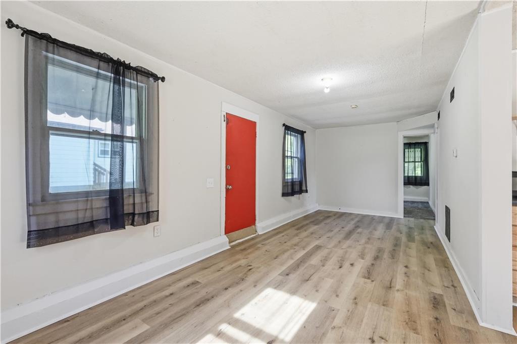 Photo 6 of 1312 Newman Street