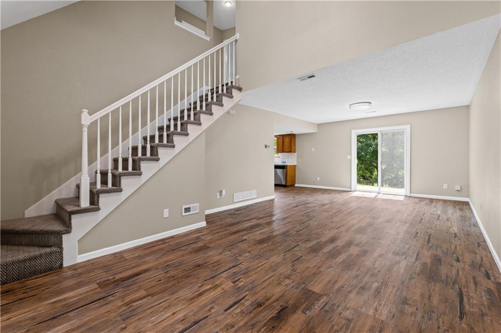 Photo 5 of 760 Spring Circle