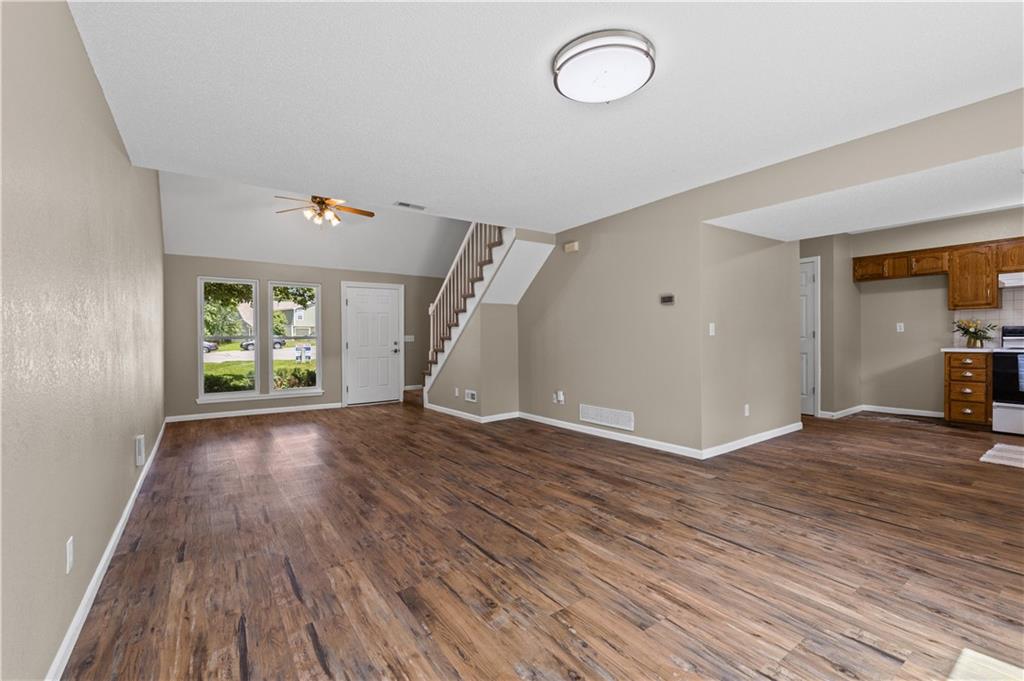 Photo 6 of 760 Spring Circle