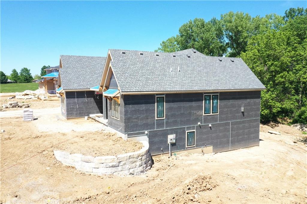 Photo 5 of 10605 N NORTHERN Avenue