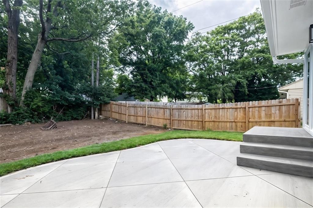 Photo 4 of 106 Baldwin Street