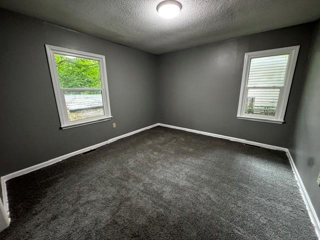 Photo 4 of 1526 Valley Road