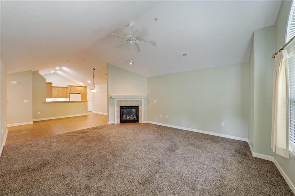 Photo 5 of 7213 MEADOW VIEW Street