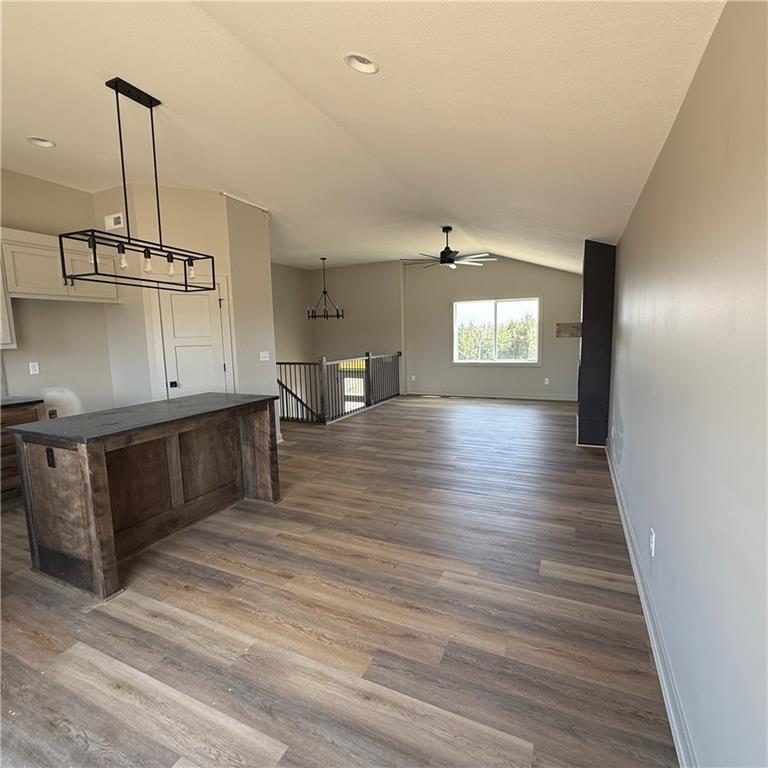 Photo 5 of 2112 SE Oak Ridge Drive