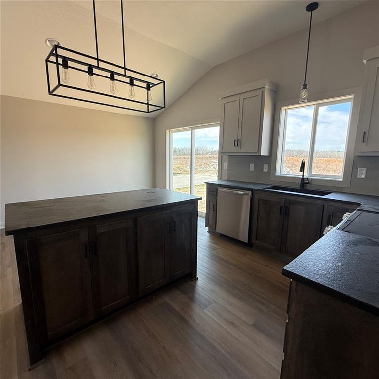 Photo 6 of 2112 SE Oak Ridge Drive