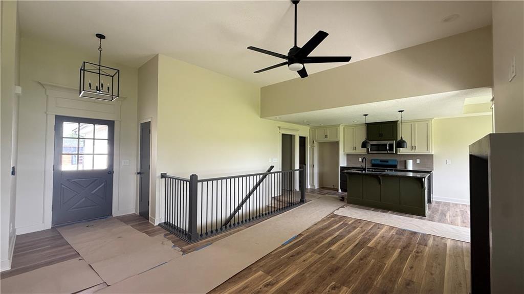 Photo 4 of 701 SE 21st Street