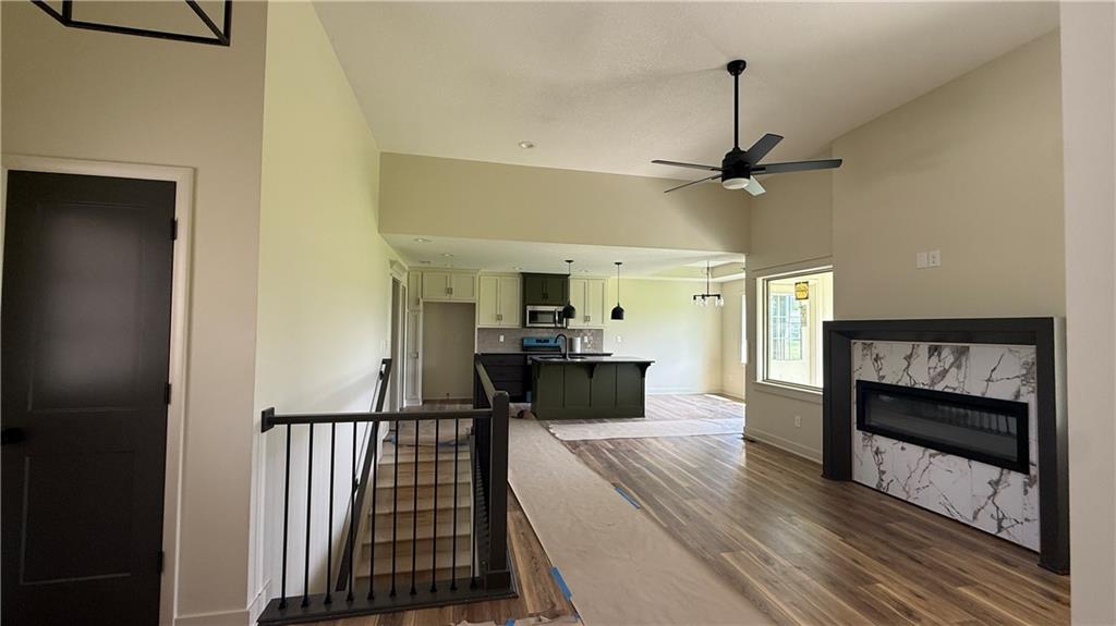 Photo 6 of 701 SE 21st Street