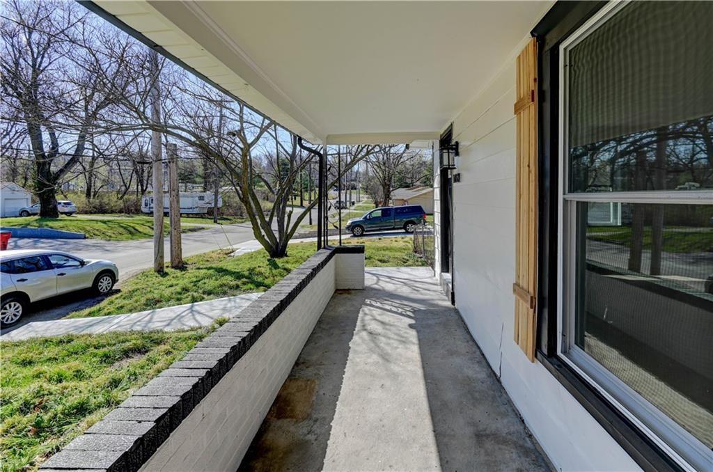 Photo 3 of 1020 S Mccoy Street