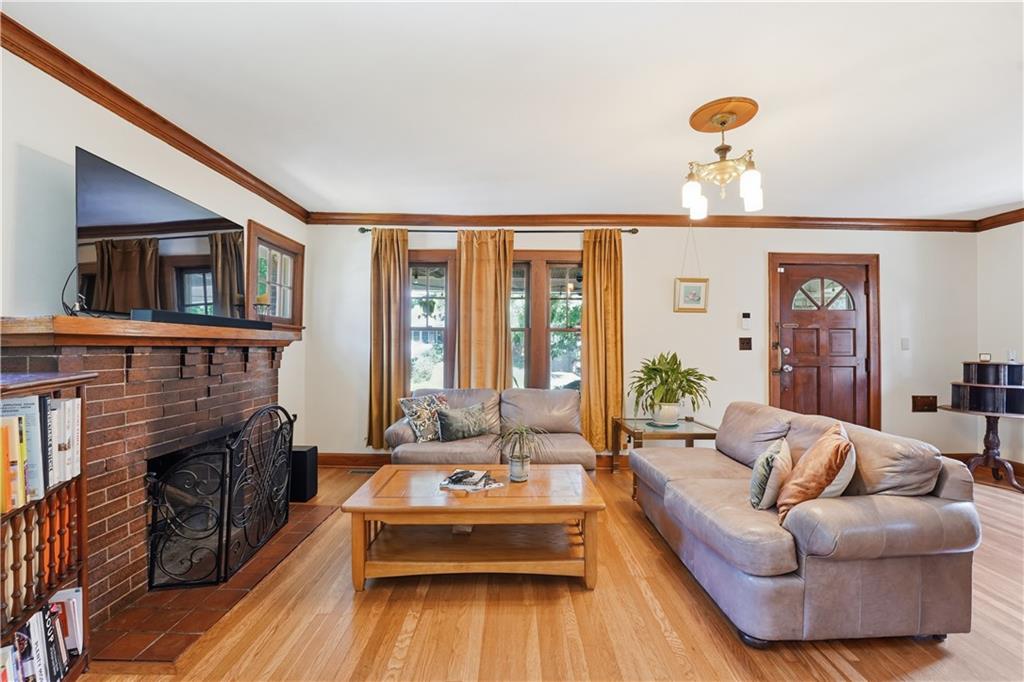 Photo 6 of 5836 Harrison Street