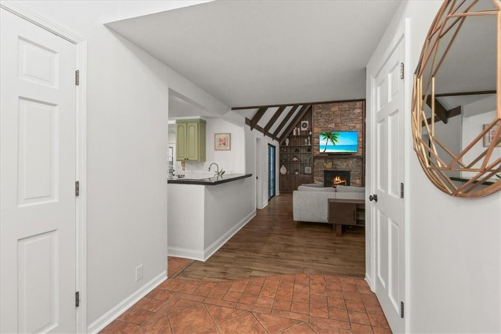 Photo 4 of 3503 NE Beechwood Circle