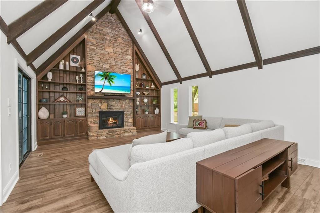 Photo 5 of 3503 NE Beechwood Circle
