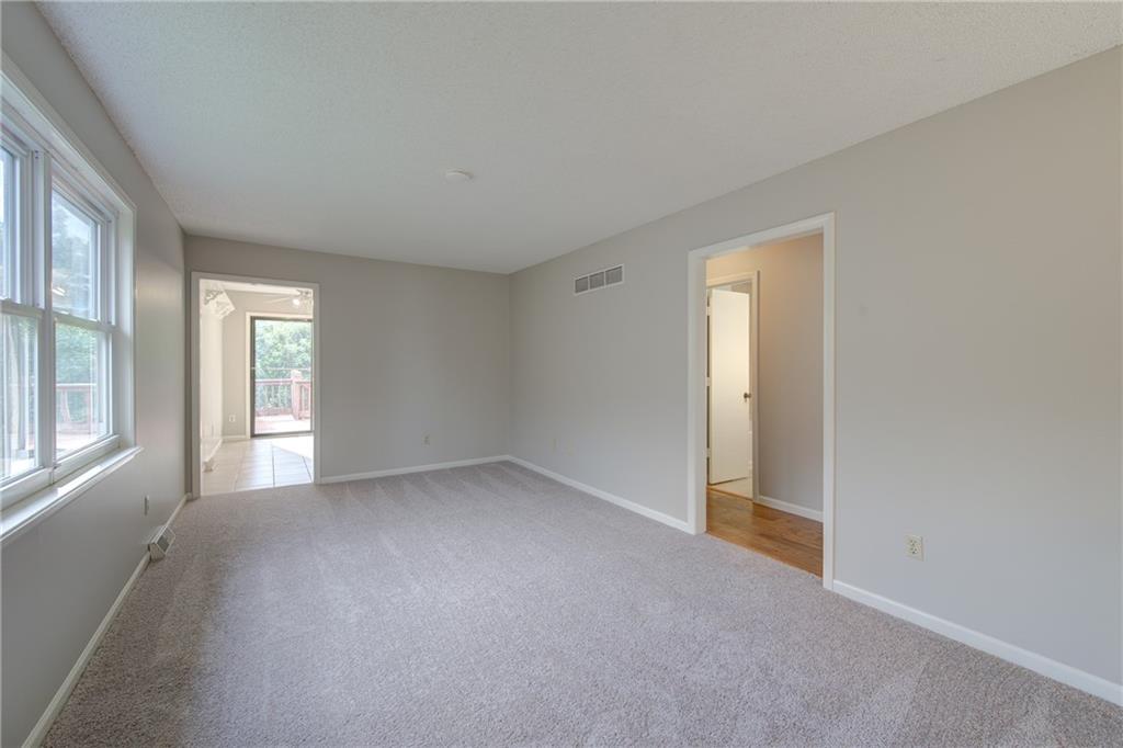 Photo 2 of 8635 N HULL Avenue