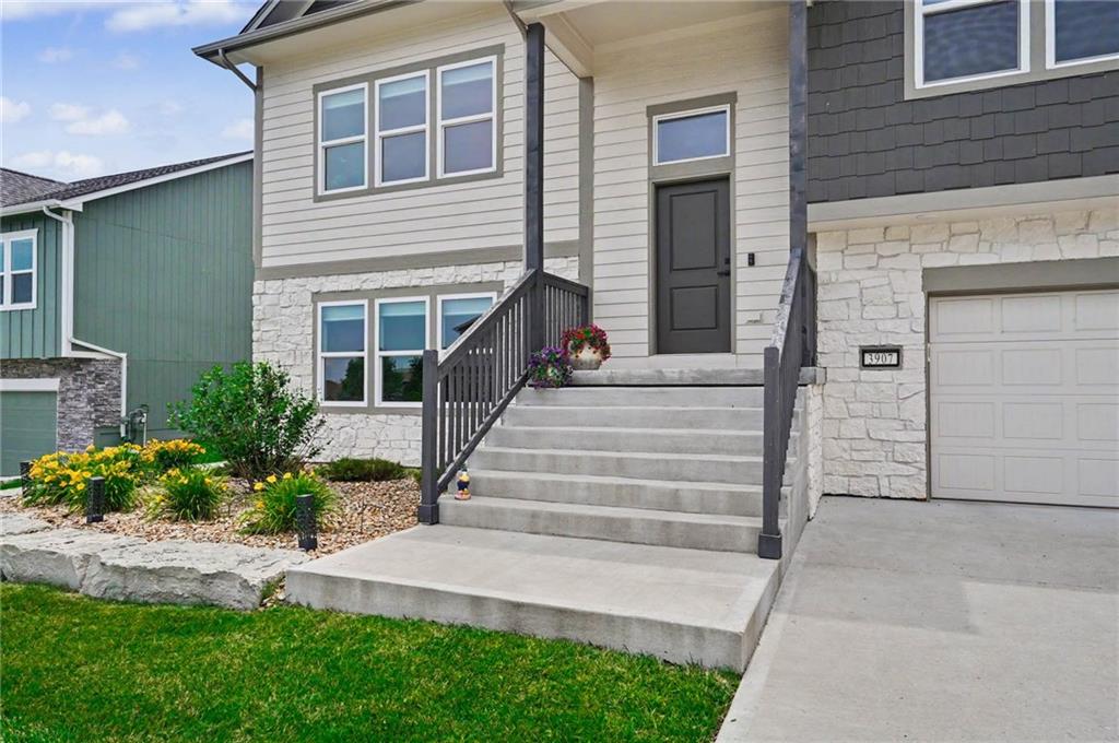 Photo 4 of 3907 Sweetclover Street