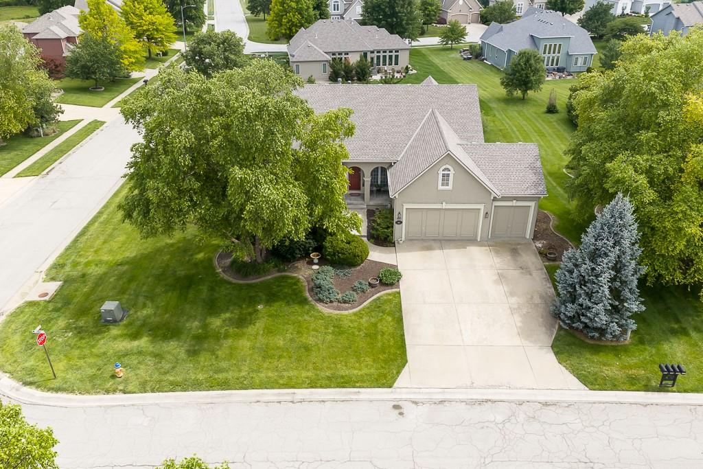 Photo 2 of 14101 Wingfoot Court