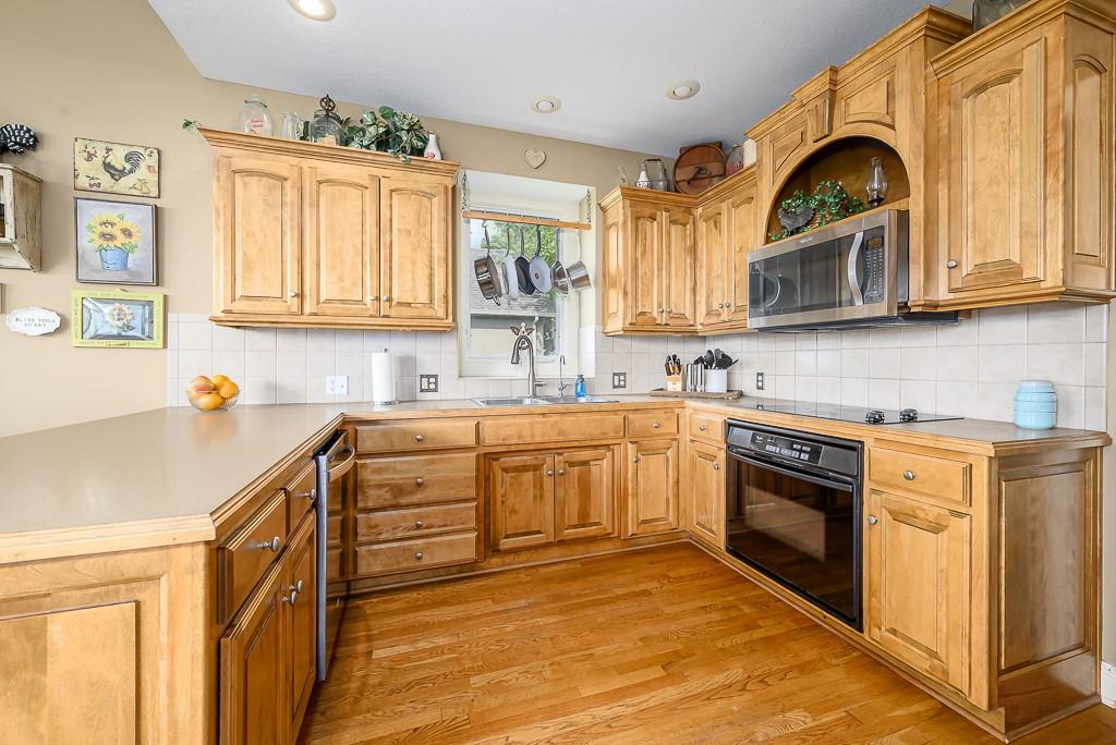 Photo 6 of 14101 Wingfoot Court