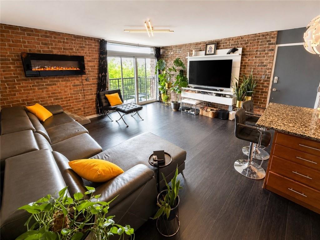 Photo of 2933 Baltimore Avenue #302