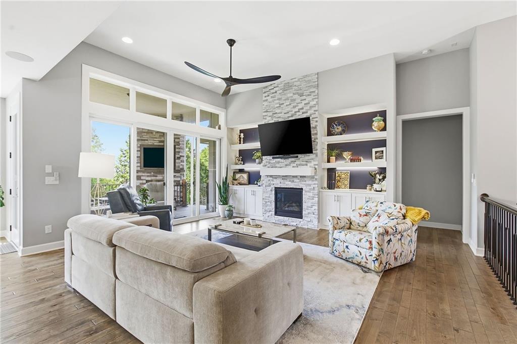 Photo 5 of 7511 N Gower Avenue