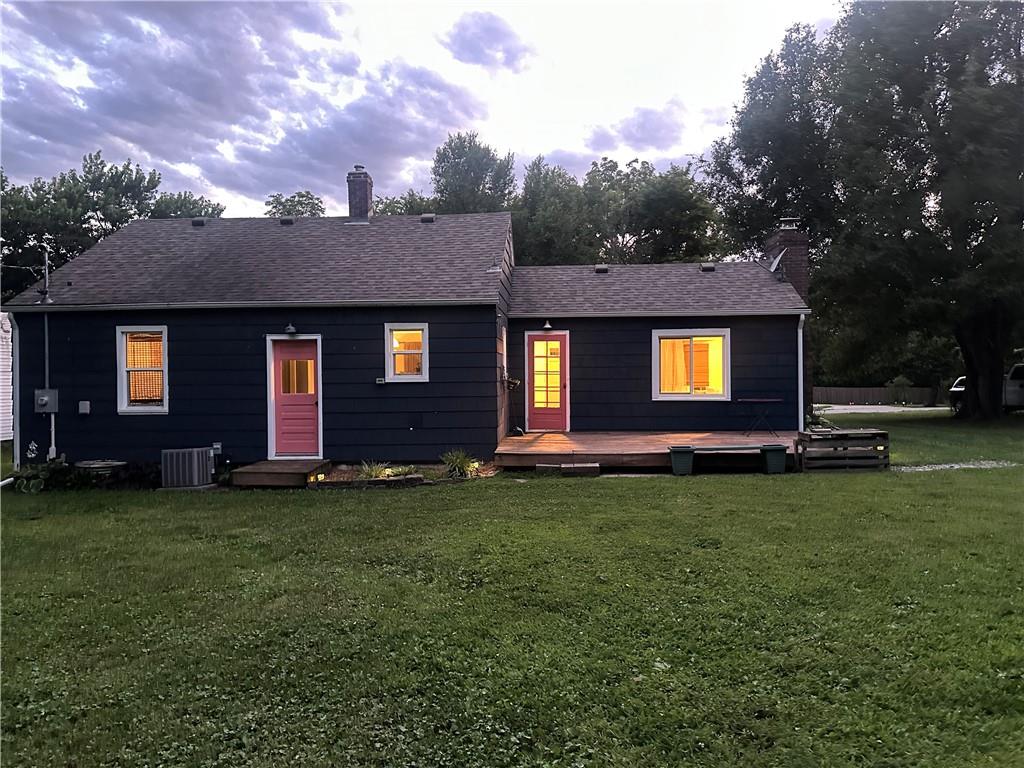 Photo 3 of 13811 Belmont Avenue