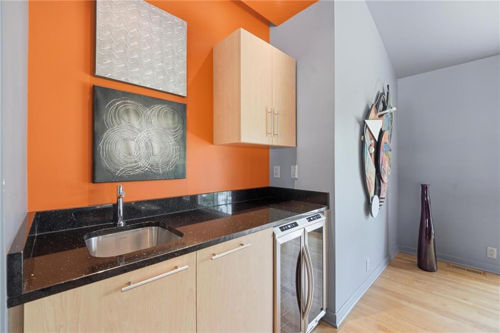 Photo 6 of 6723 W 66th Street