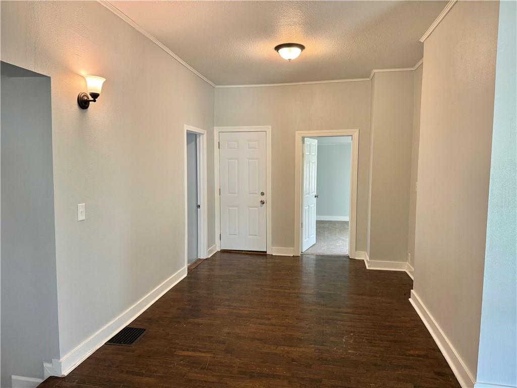 Photo 7 of 1000 4th Street