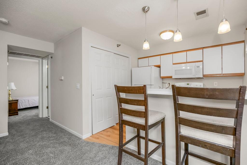 Photo 6 of 2305 NE 68th Street