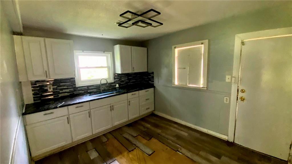 Photo 6 of 6013 College Avenue