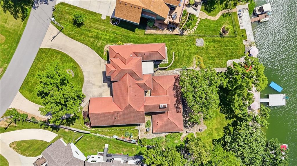 Photo of 7810 NW Scenic Drive