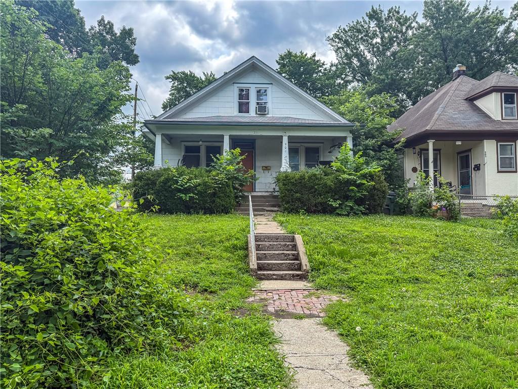 Photo of 901 9th Avenue