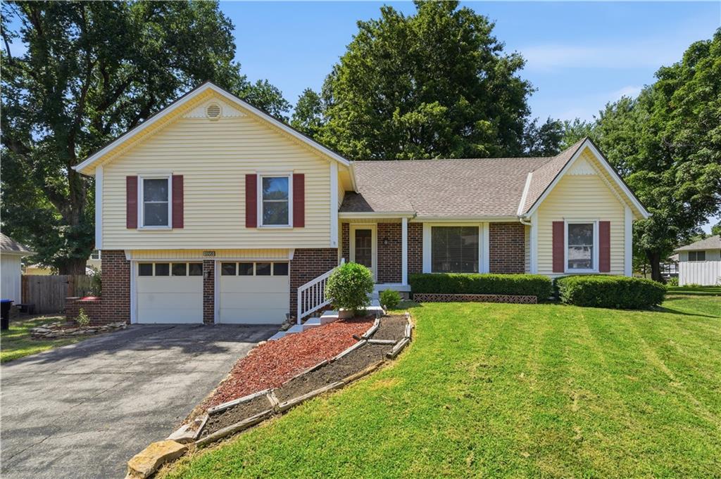 Photo of 10230 Oakmont Circle