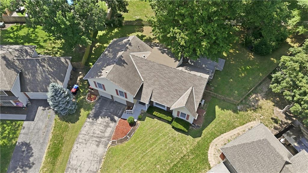 Photo 3 of 10230 Oakmont Circle