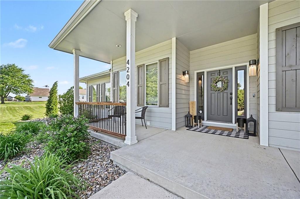 Photo 4 of 4204 SE Wingate Circle