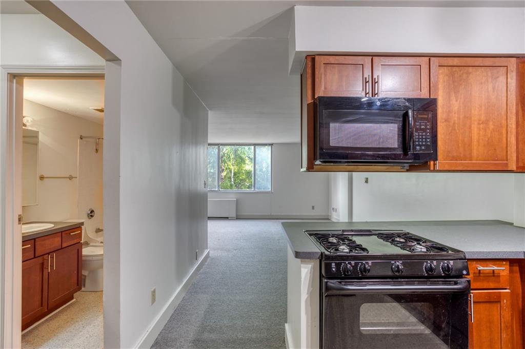 Photo 7 of 600 E 8th Street #3L