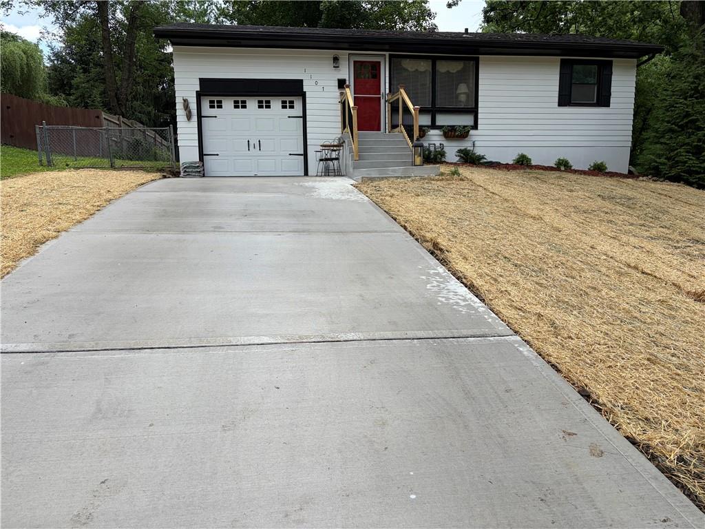 Photo 3 of 1107 Cordell Street
